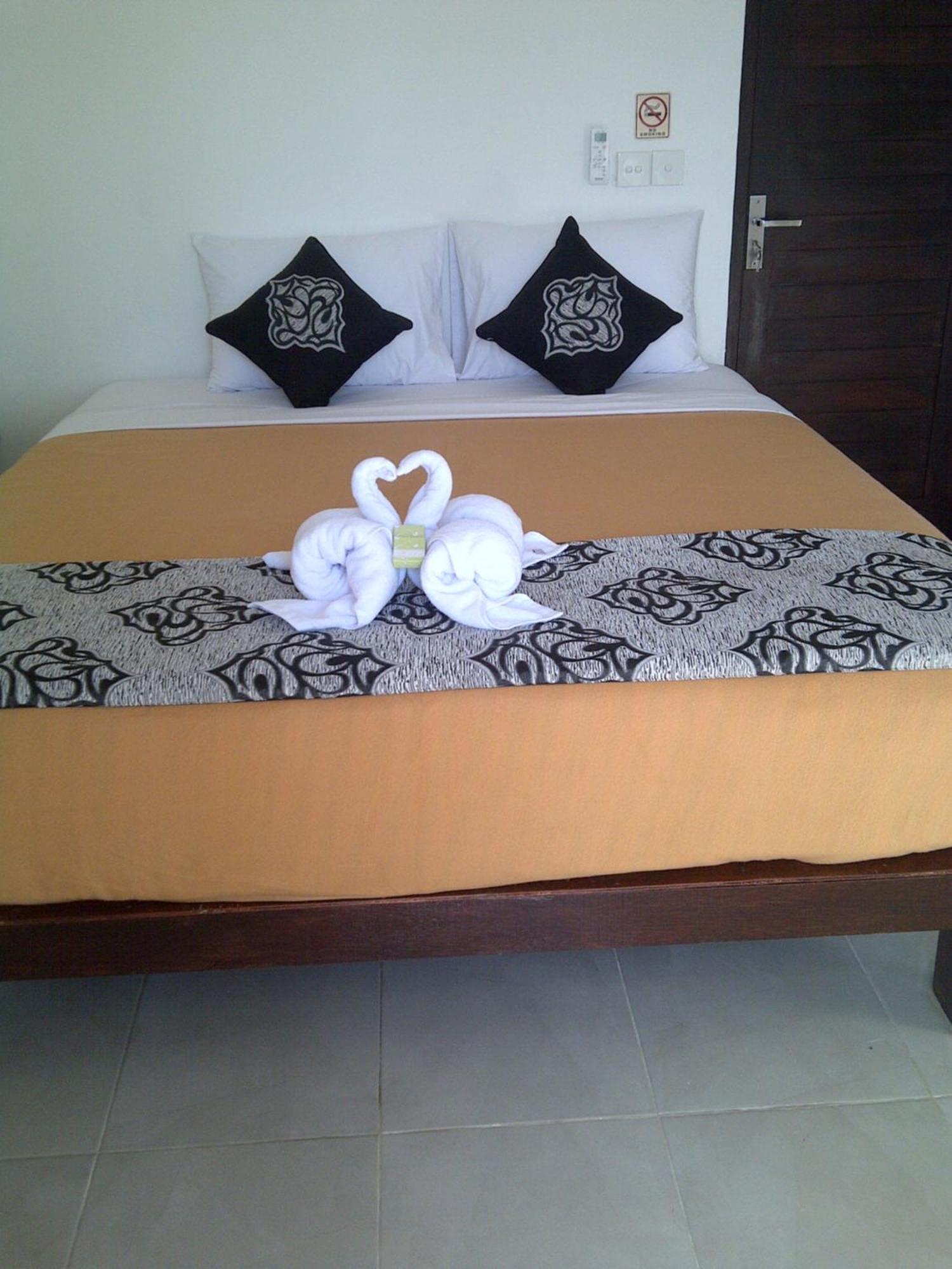 Kubu Sunset Guest House 누사 렘봉안 객실 사진