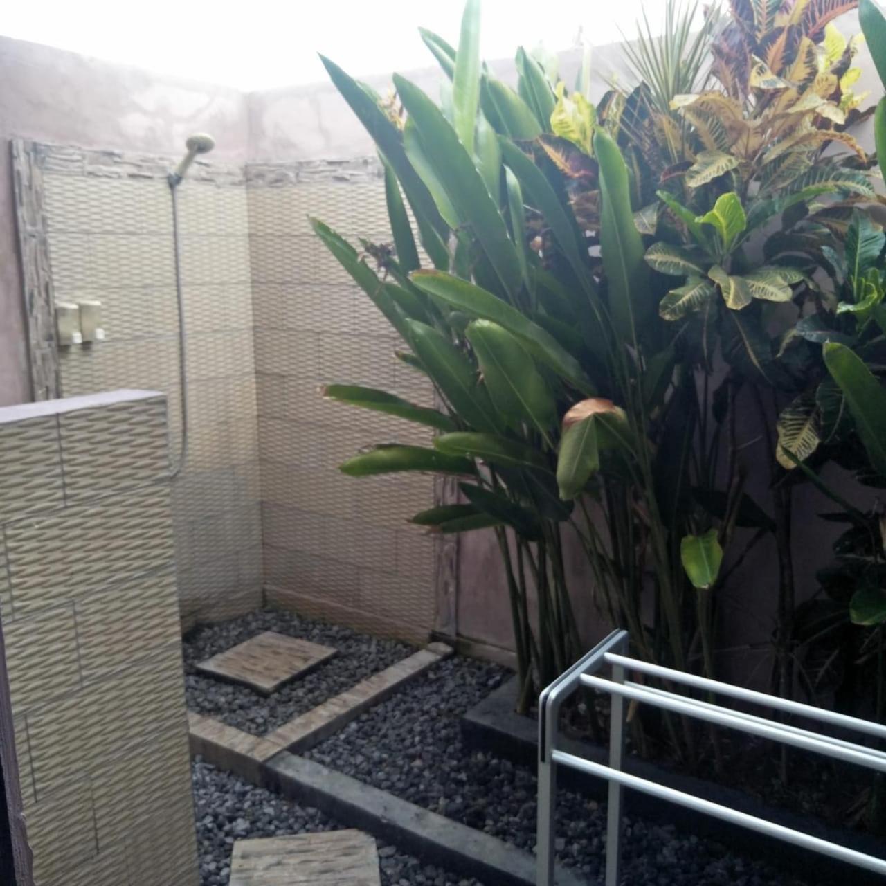 Kubu Sunset Guest House 누사 렘봉안 외부 사진
